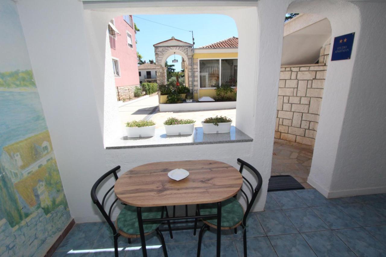 Apartman Knezovic *