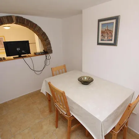 Apartments Knezovic Rovinj Exterior photo