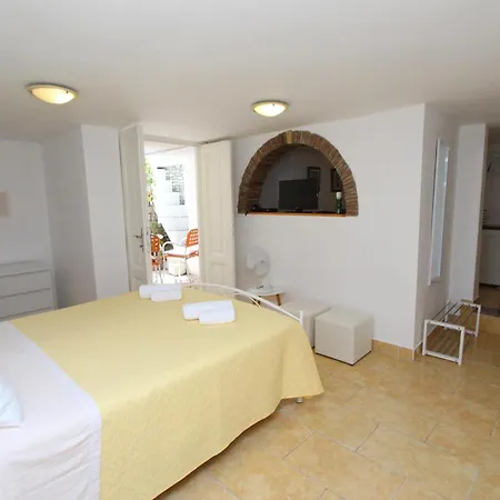 Apartments Knezovic Rovinj Room photo